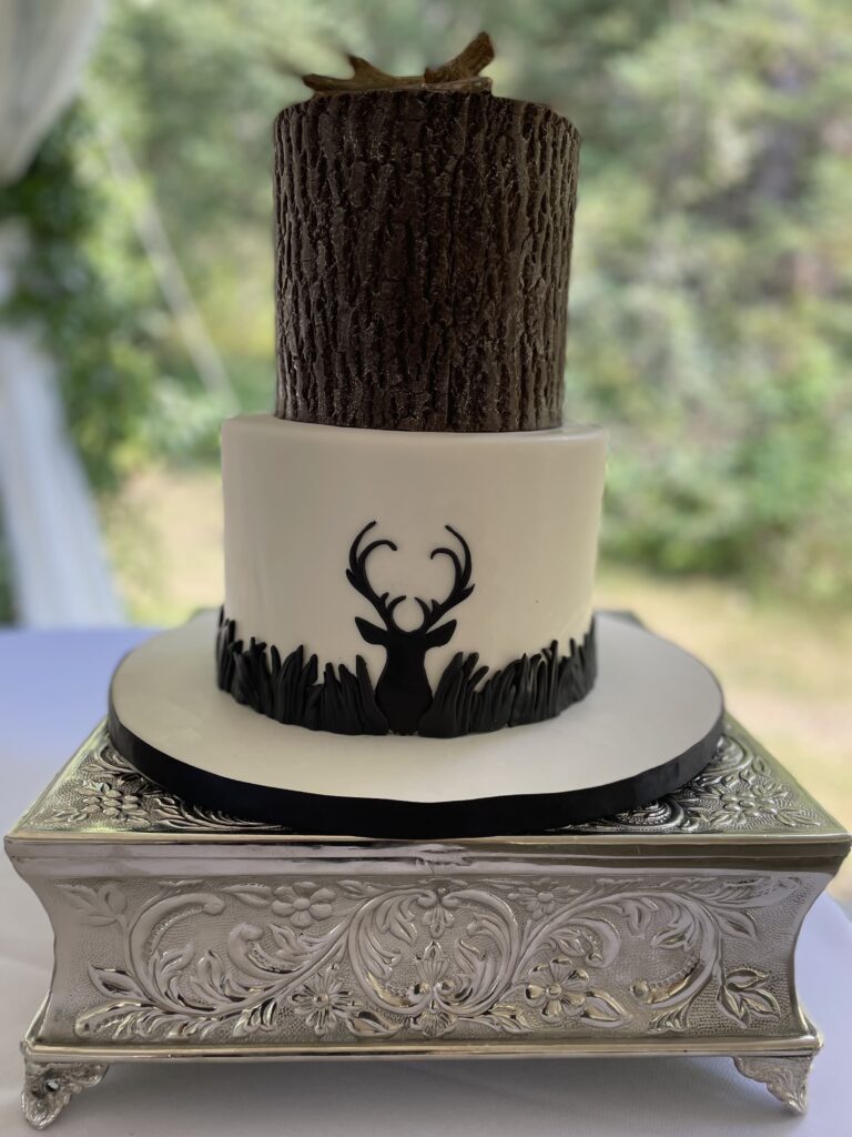 great northern resort wedding cake